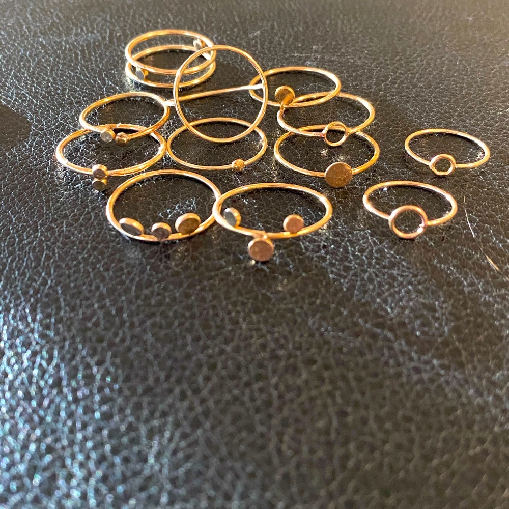Lot of 12 circle design rings